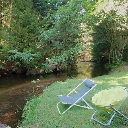 Family Escape With Garden *